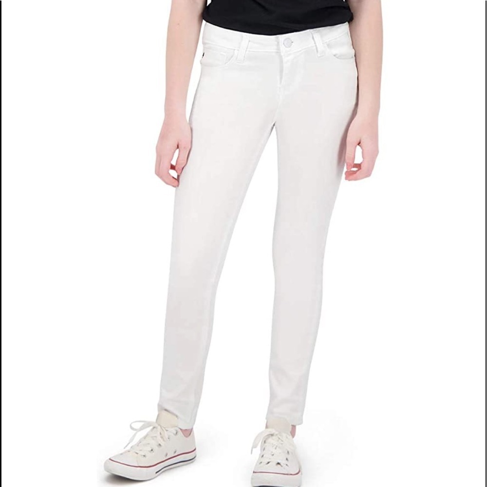 33. 7 For All Mankind Super Skinny Jeans in Clean White